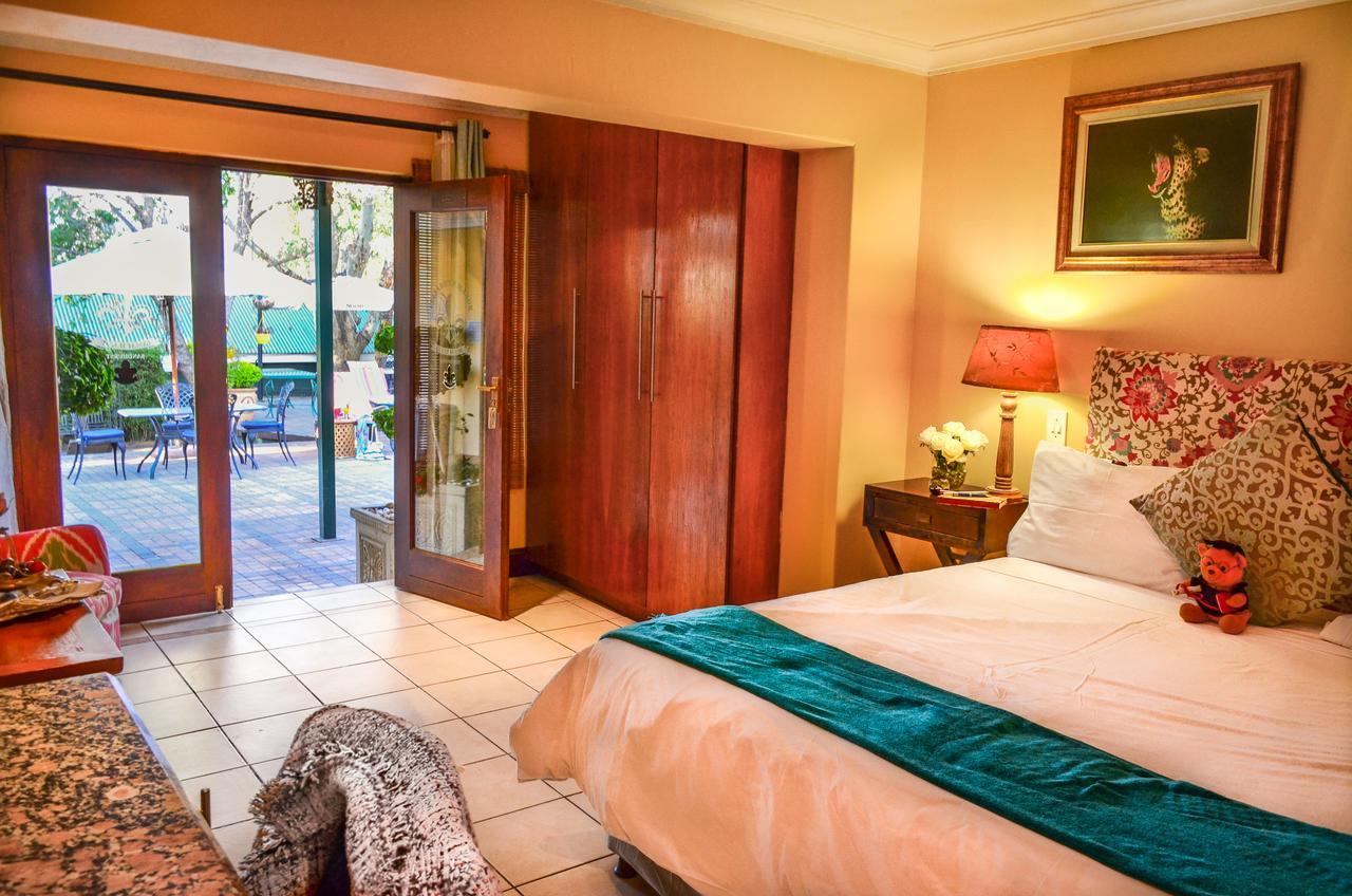 Elizabeth Manor Guest House Йоханесбург Екстериор снимка